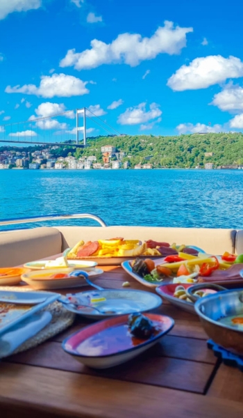 Lotus Yacht Bosphorus Breakfast Cruise