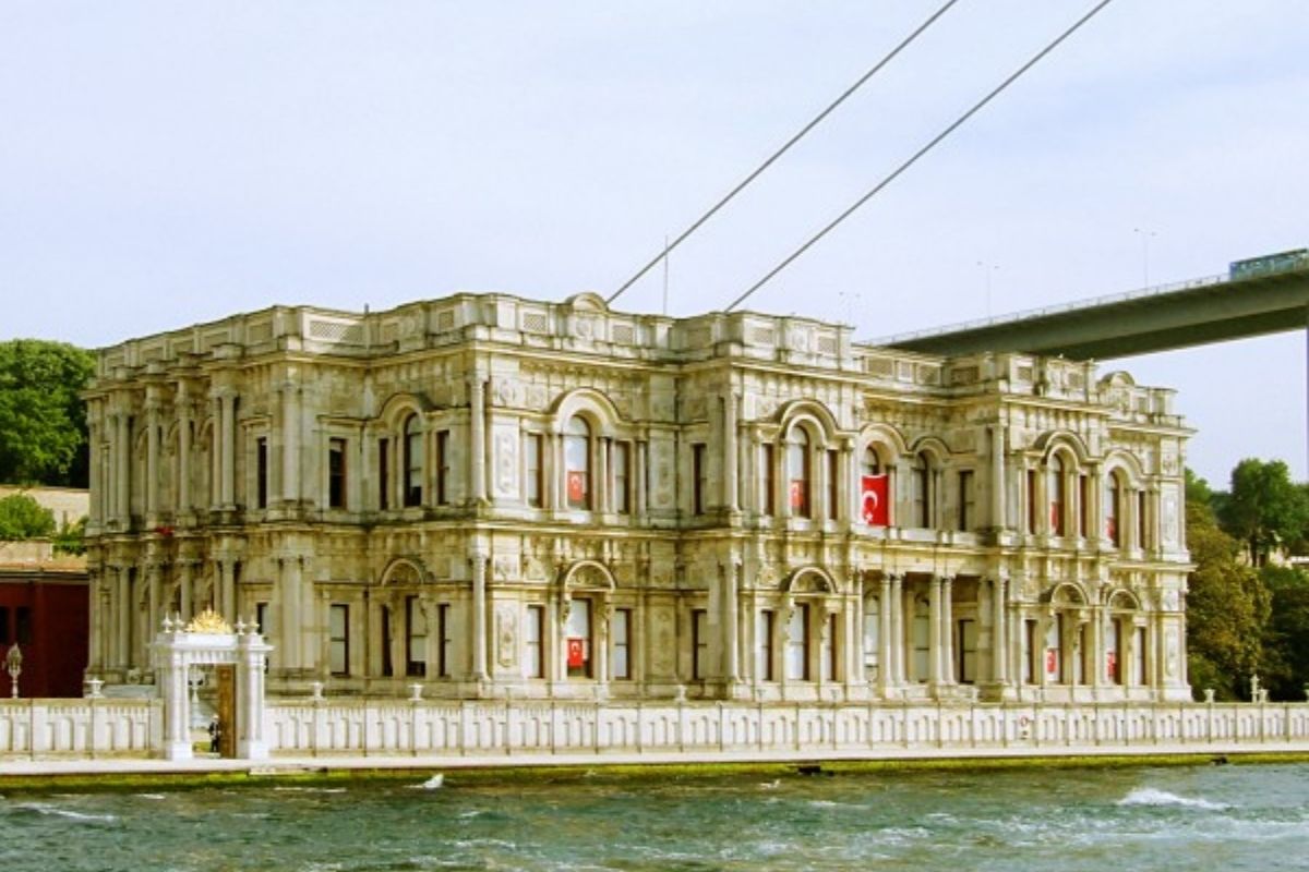 Beylerbeyi Palace - Lotus Yachts Bosphorus Cruise Istanbul Itinerary